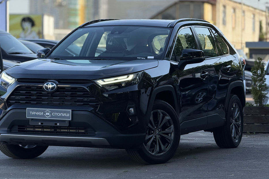Продам Toyota Rav 4 2.5 e-CVT (218 к.с.) • Premium 2025 года в Киеве