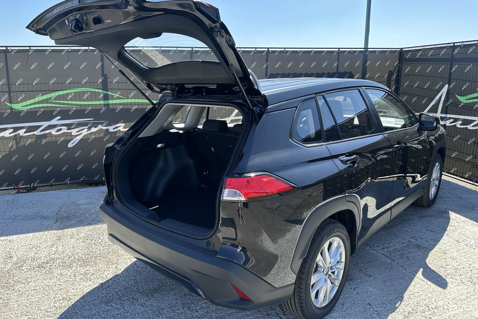 Продам Toyota Corolla CROSS HYBRID 2025 года в Киеве