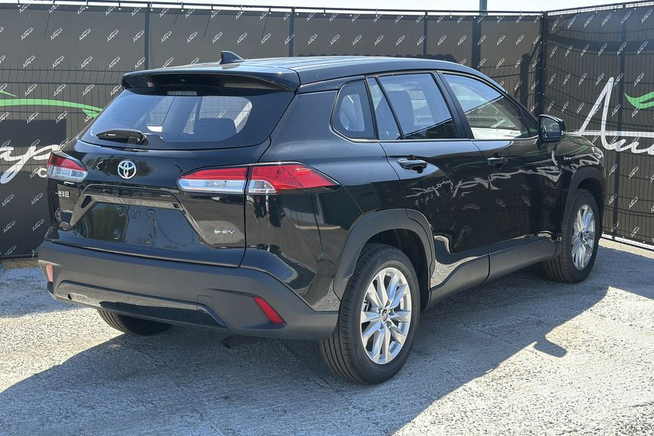 Продам Toyota Corolla CROSS HYBRID 2025 года в Киеве