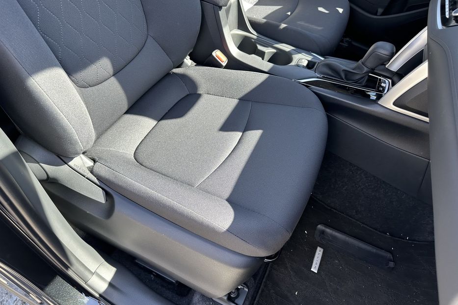 Продам Toyota Corolla CROSS HYBRID 2025 года в Киеве