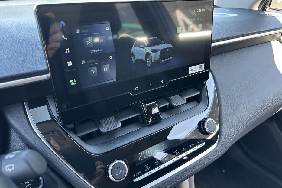 Продам Toyota Corolla CROSS HYBRID 2025 года в Киеве