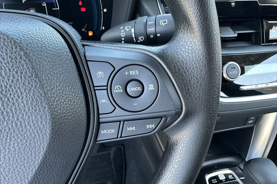 Продам Toyota Corolla CROSS HYBRID 2025 года в Киеве