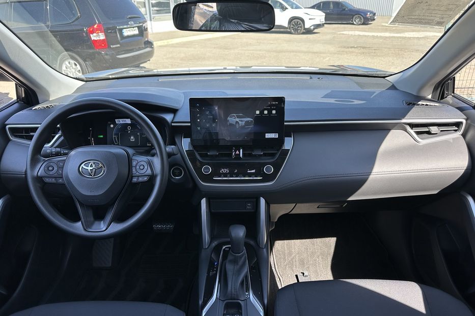 Продам Toyota Corolla CROSS HYBRID 2025 года в Киеве