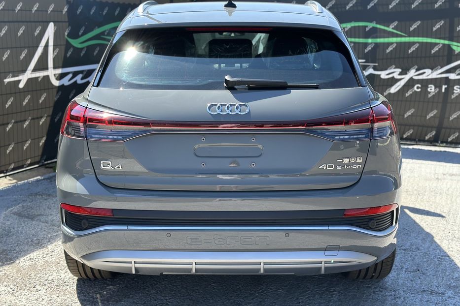 Продам Audi E-Tron Q4 2025 года в Киеве