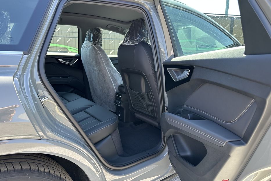 Продам Audi E-Tron Q4 2025 года в Киеве