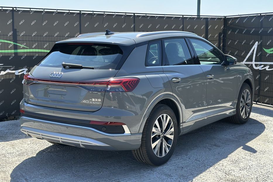 Продам Audi E-Tron Q4 2025 года в Киеве