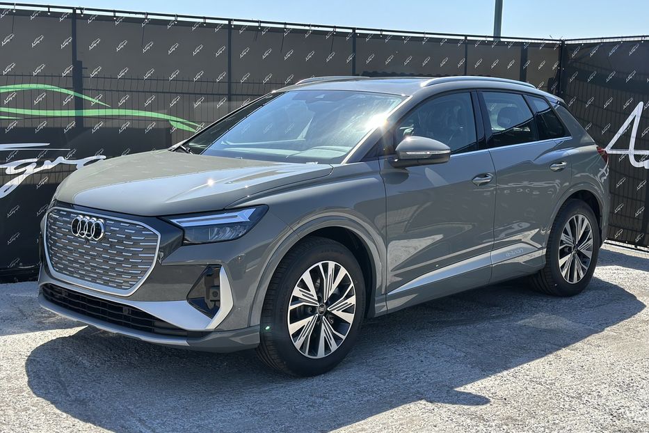 Продам Audi E-Tron Q4 2025 года в Киеве