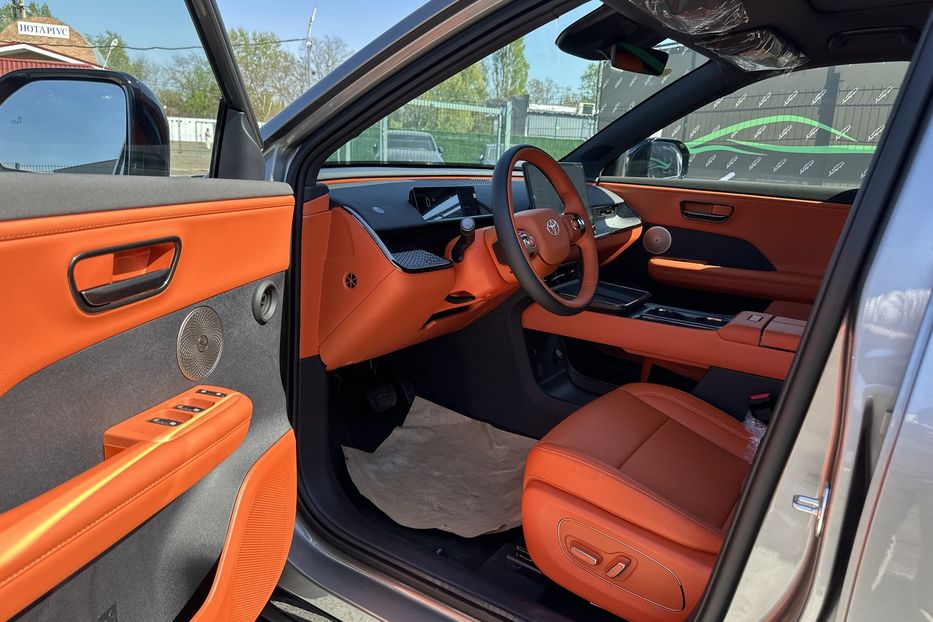 Продам Toyota IQ BZ3X 2025 года в Киеве