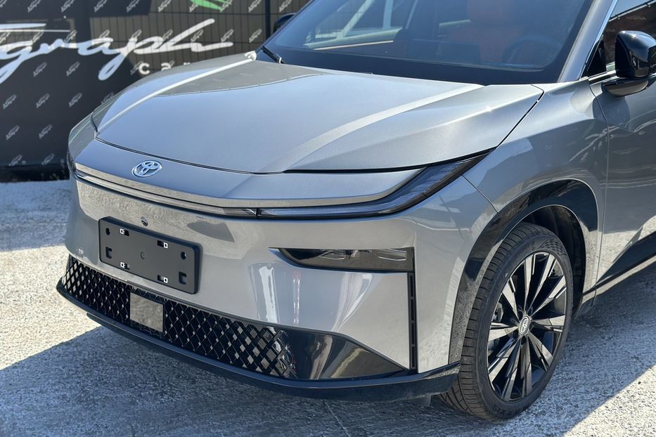Продам Toyota IQ BZ3X 2025 года в Киеве