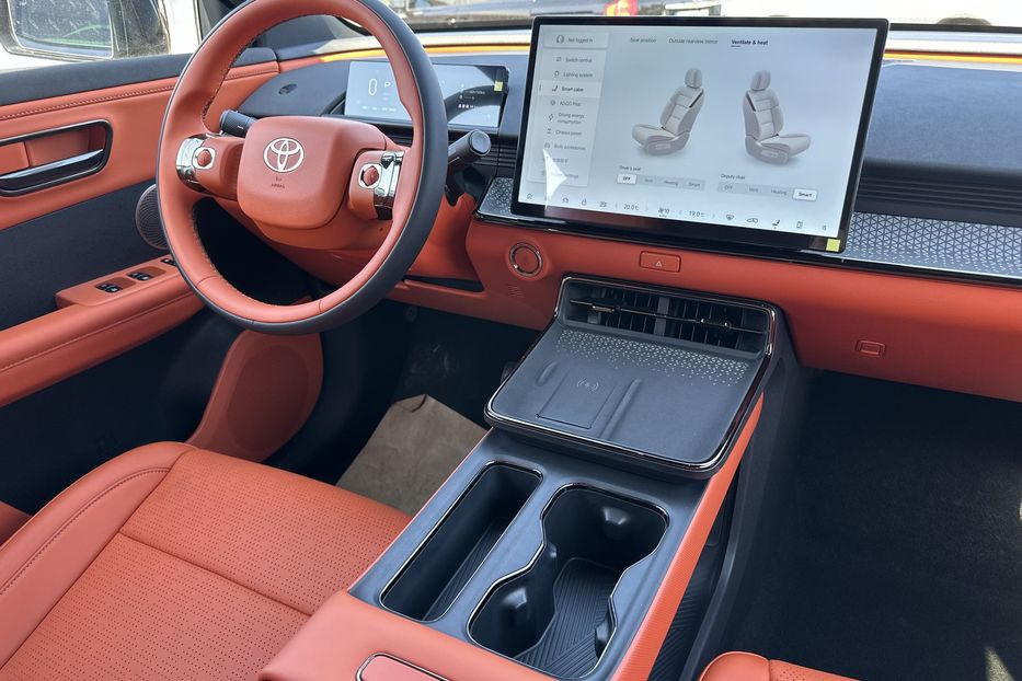 Продам Toyota IQ BZ3X 2025 года в Киеве