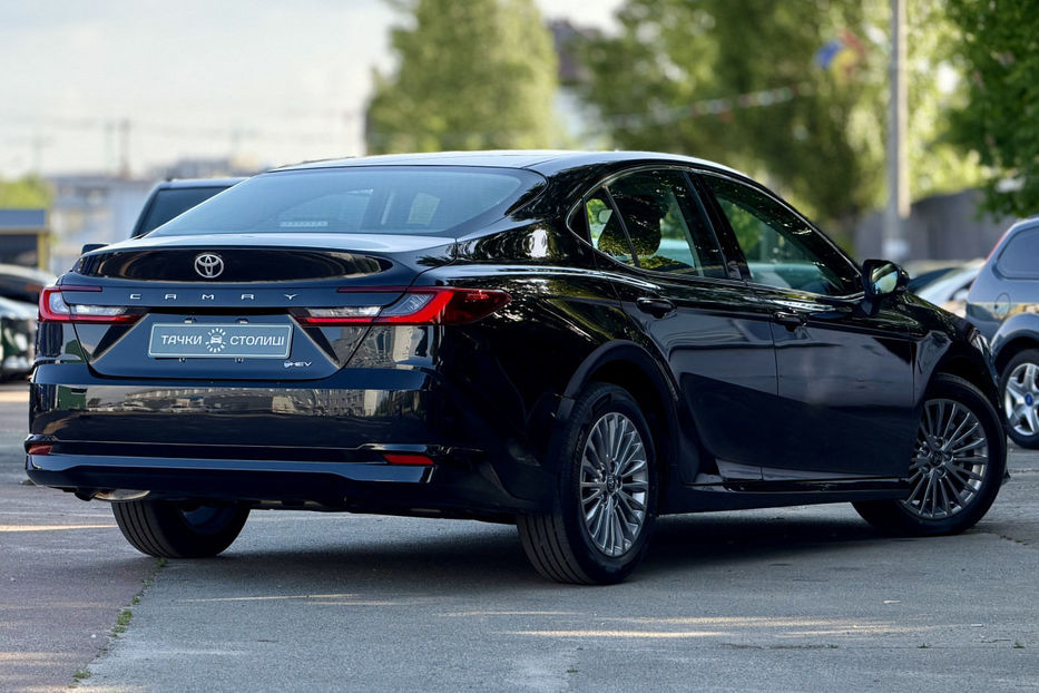 Продам Toyota Camry 2025 года в Киеве