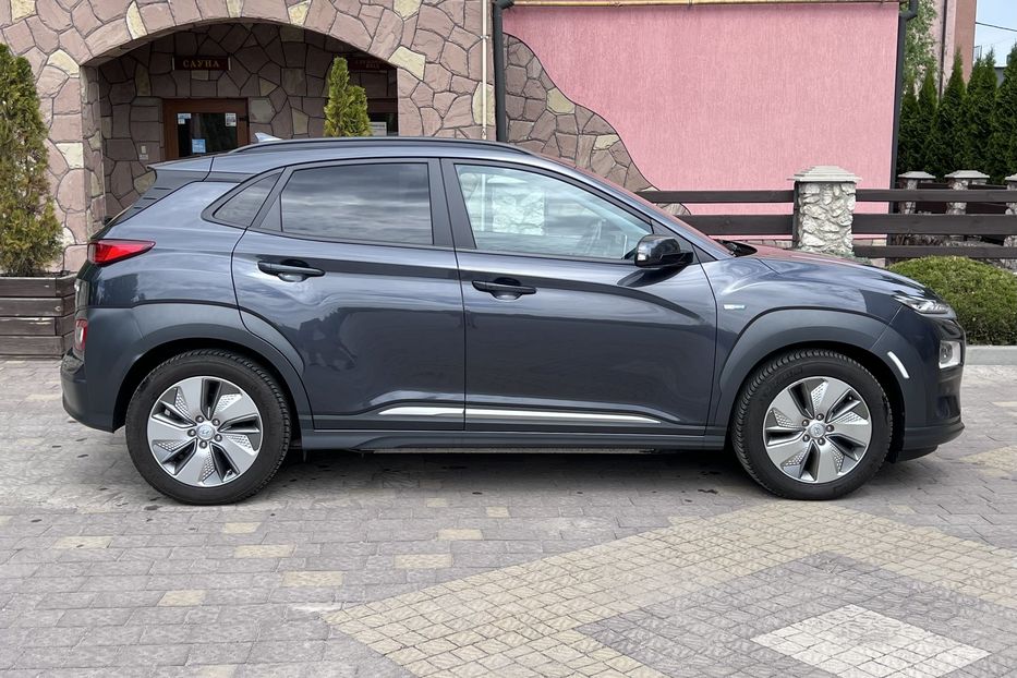 Продам Hyundai Kona Electro Premium 64 61000km 2021 года в Тернополе