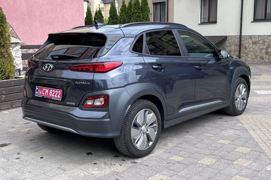 Продам Hyundai Kona Electro Premium 64 61000km 2021 года в Тернополе