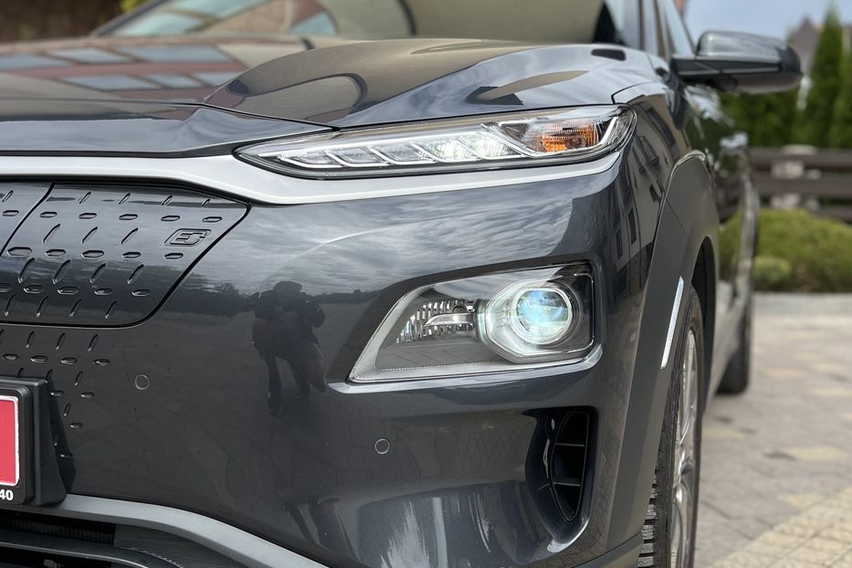 Продам Hyundai Kona Electro Premium 64 61000km 2021 года в Тернополе
