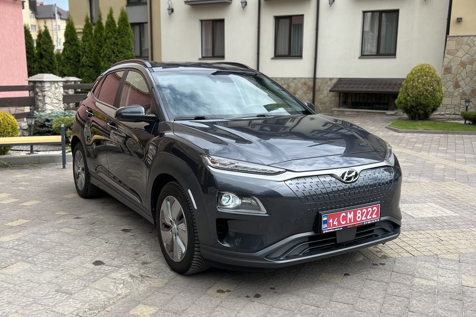 Продам Hyundai Kona Electro Premium 64 61000km 2021 года в Тернополе