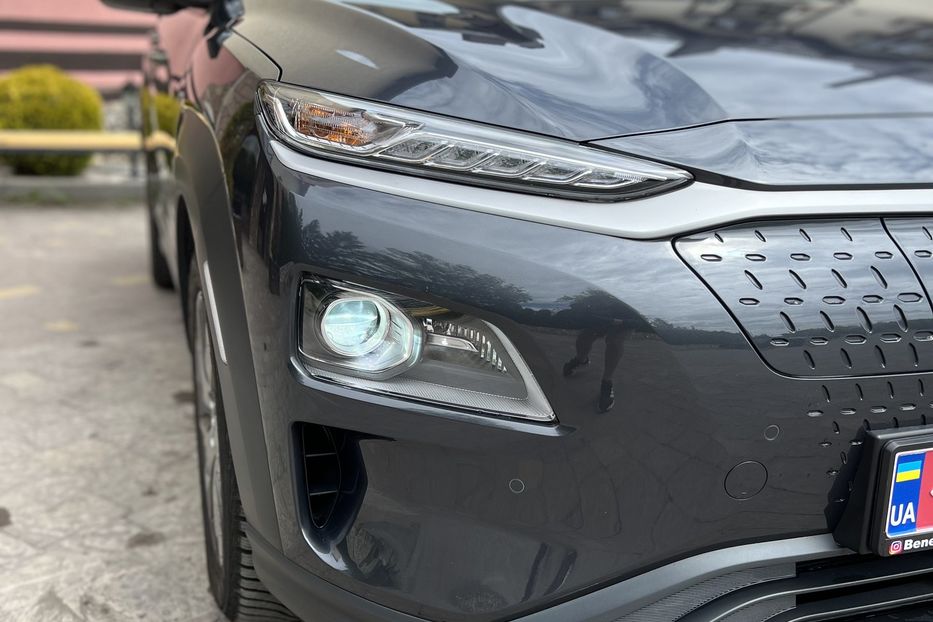 Продам Hyundai Kona Electro Premium 64 61000km 2021 года в Тернополе