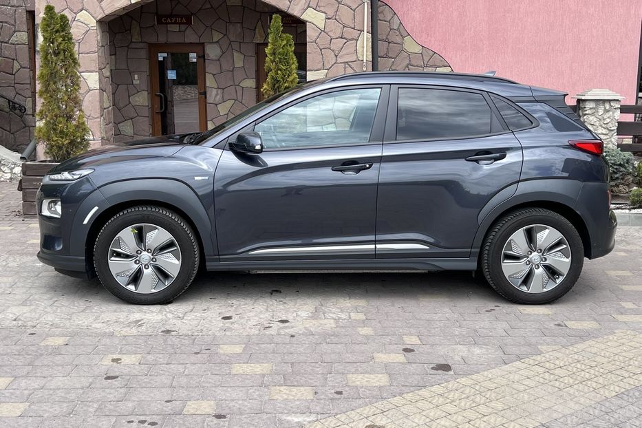 Продам Hyundai Kona Electro Premium 64 61000km 2021 года в Тернополе