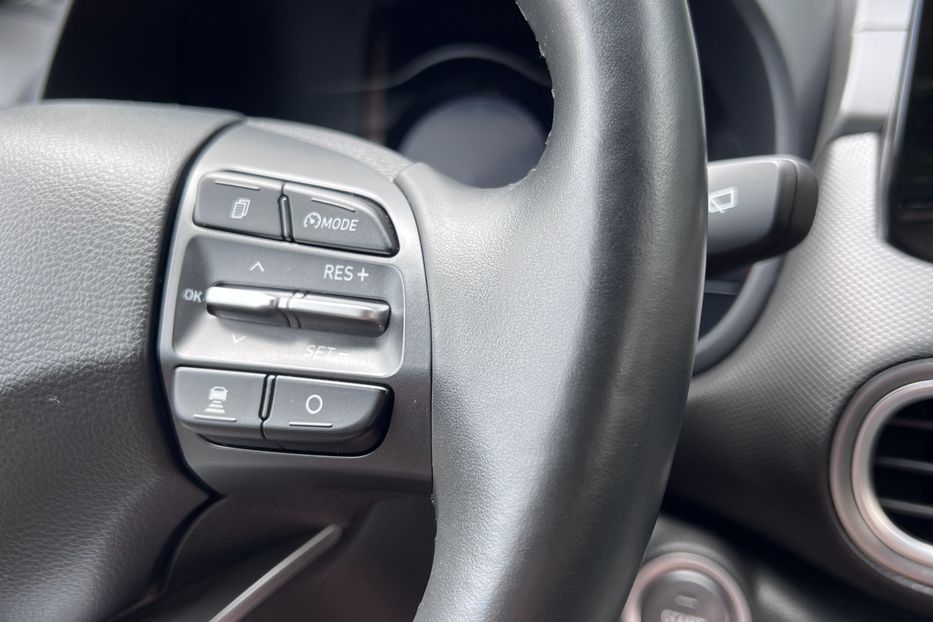 Продам Hyundai Kona Electro Premium 64 61000km 2021 года в Тернополе