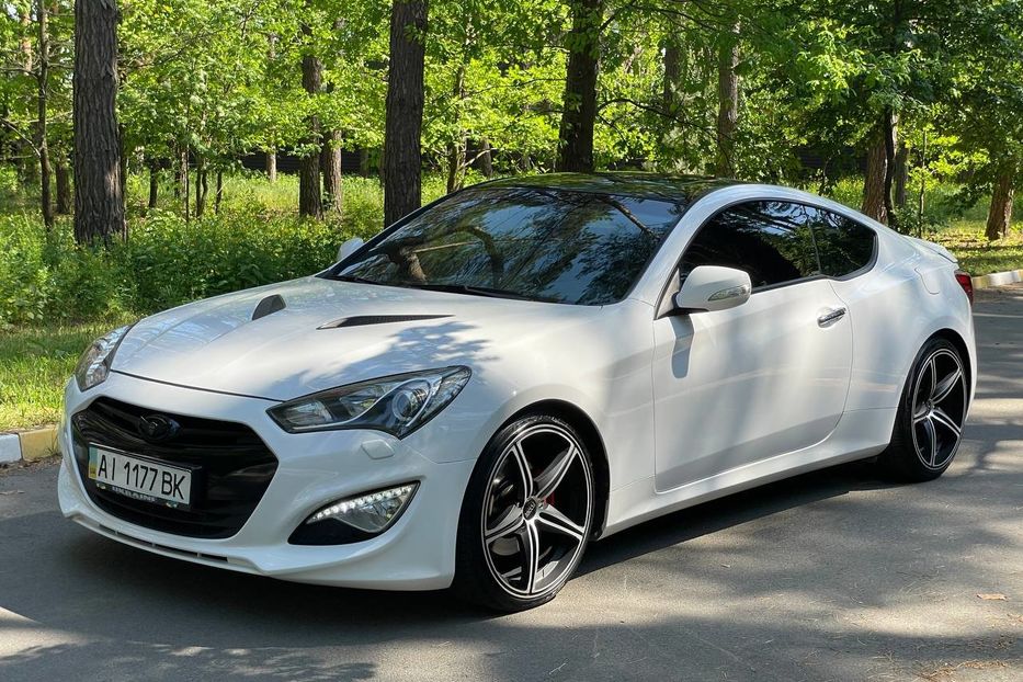 Продам Hyundai Genesis Coupe 2012 года в Киеве