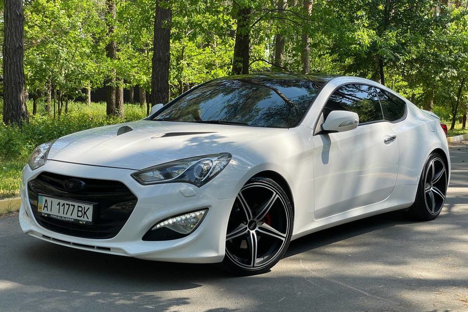 Продам Hyundai Genesis Coupe 2012 года в Киеве