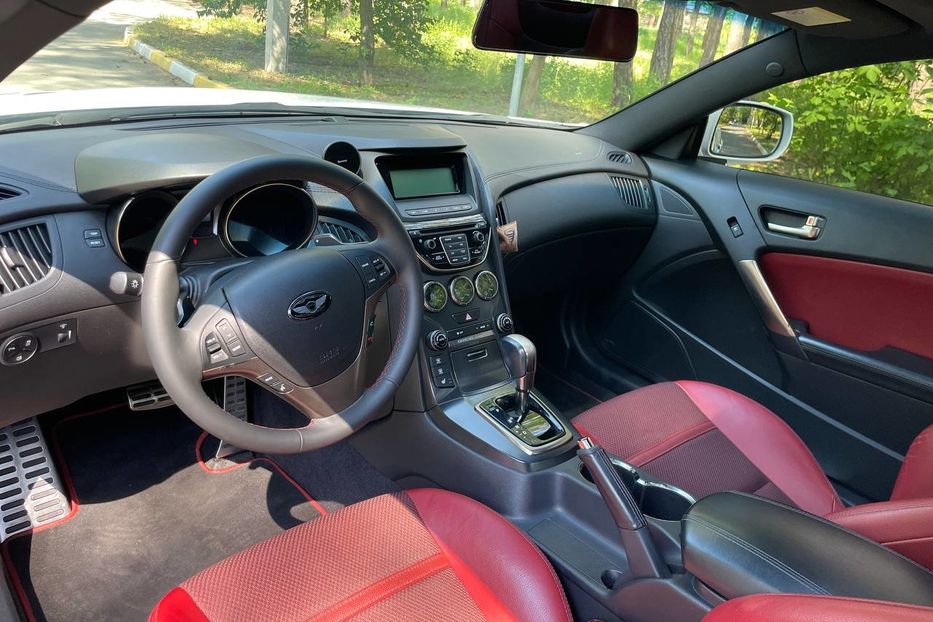 Продам Hyundai Genesis Coupe 2012 года в Киеве