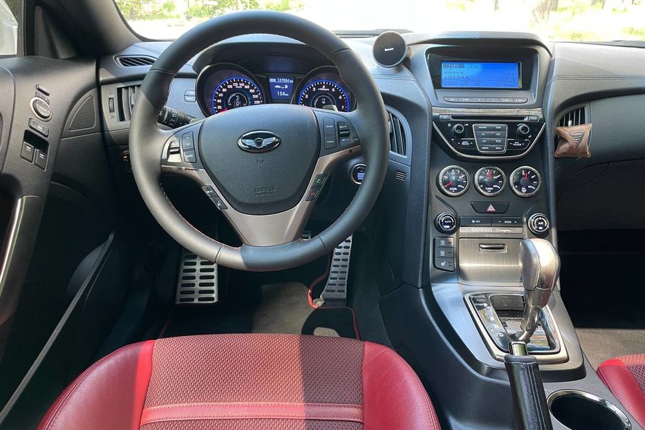 Продам Hyundai Genesis Coupe 2012 года в Киеве