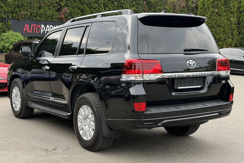 Продам Toyota Land Cruiser 200 Guard B6+ RIDA 2017 года в Киеве