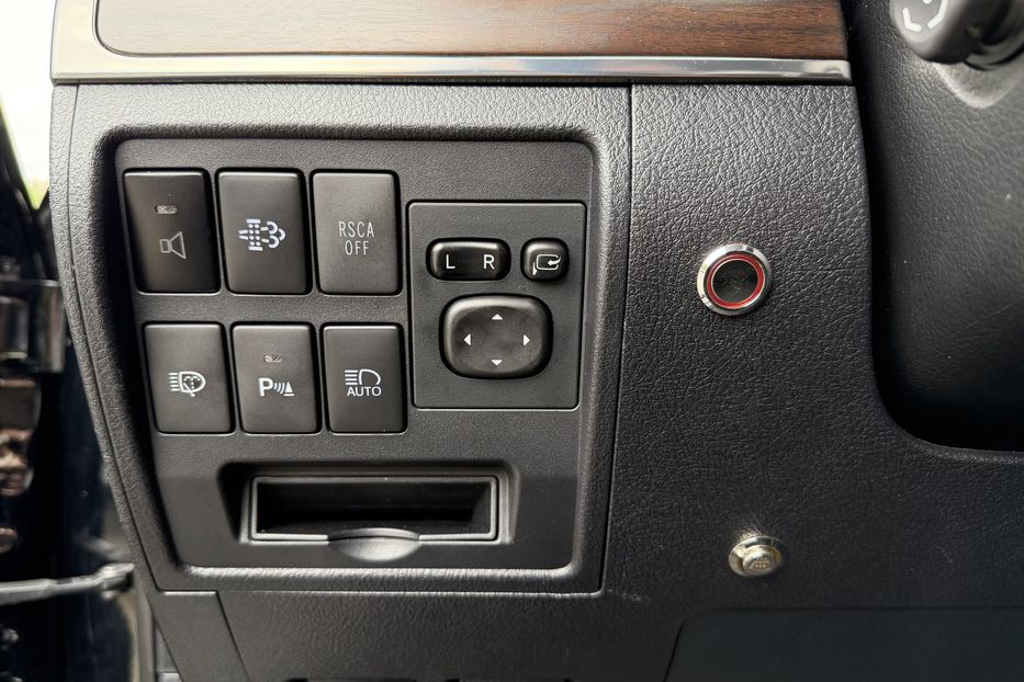 Продам Toyota Land Cruiser 200 Guard B6+ RIDA 2017 года в Киеве