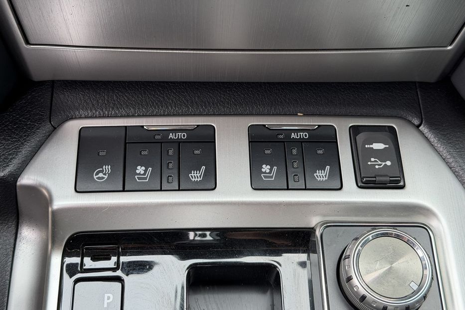 Продам Toyota Land Cruiser 200 Guard B6+ RIDA 2017 года в Киеве