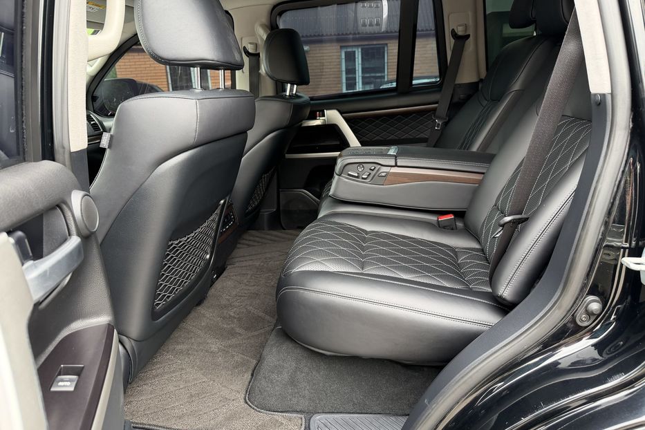Продам Toyota Land Cruiser 200 Guard B6+ RIDA 2017 года в Киеве
