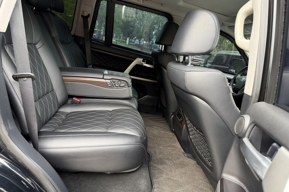 Продам Toyota Land Cruiser 200 Guard B6+ RIDA 2017 года в Киеве