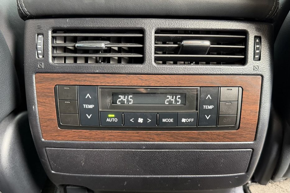 Продам Toyota Land Cruiser 200 Guard B6+ RIDA 2017 года в Киеве