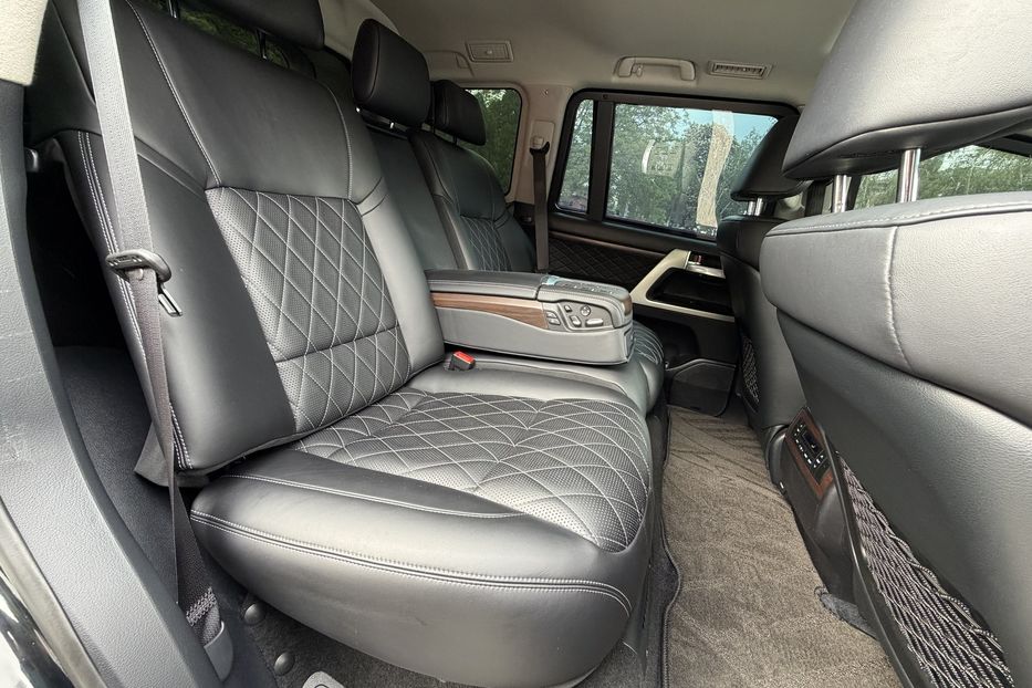 Продам Toyota Land Cruiser 200 Guard B6+ RIDA 2017 года в Киеве