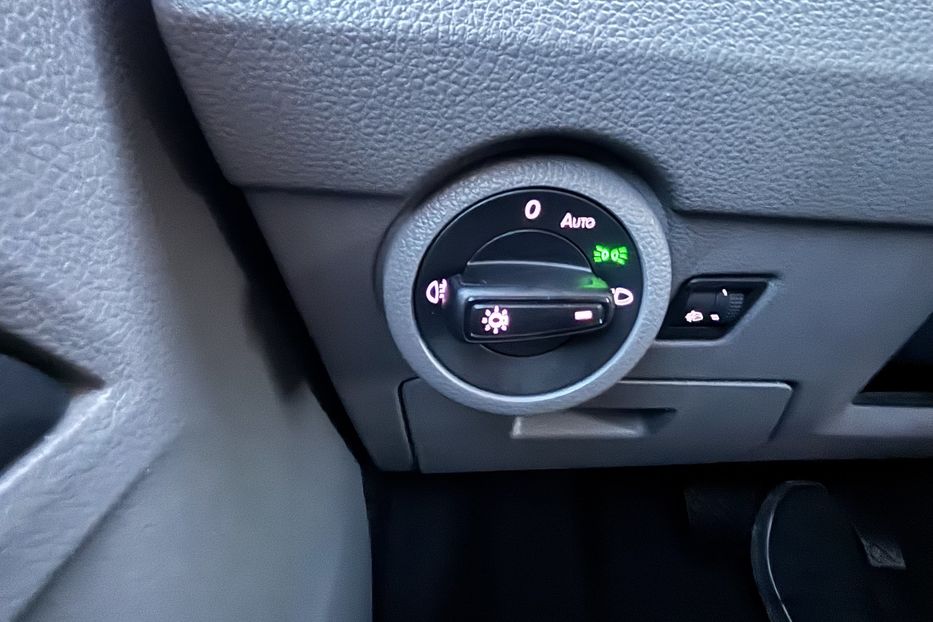 Продам Volkswagen Caravella 2.0 110квт DSG авто у Львові 2020 года в Львове