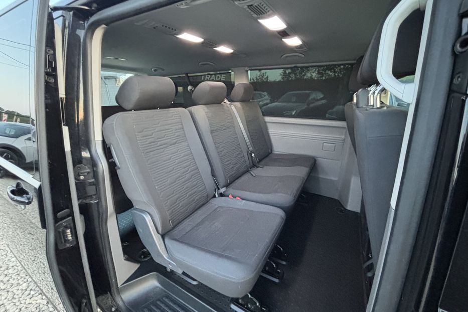 Продам Volkswagen Caravella 2.0 110квт DSG авто у Львові 2020 года в Львове