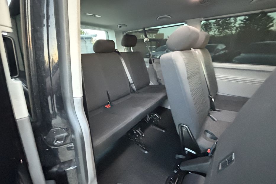 Продам Volkswagen Caravella 2.0 110квт DSG авто у Львові 2020 года в Львове