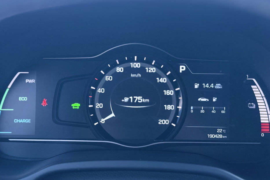 Продам Hyundai Ioniq 28.3 kWh (120 к.с.) • Comfort  2017 года в Киеве