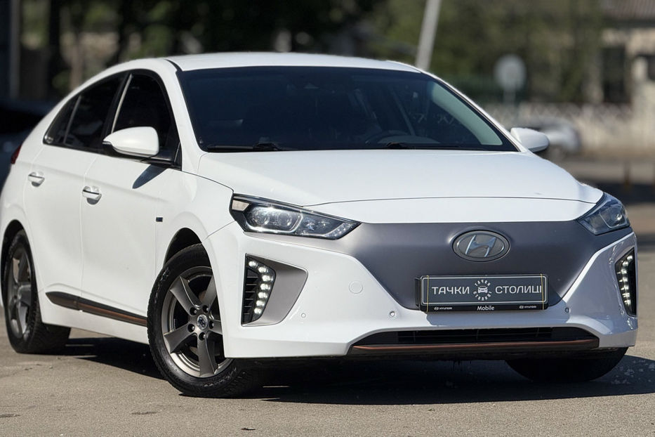 Продам Hyundai Ioniq 28.3 kWh (120 к.с.) • Comfort  2017 года в Киеве