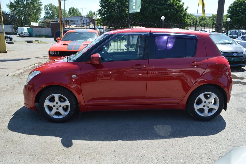 Продам Suzuki Swift 2005 года в Одессе