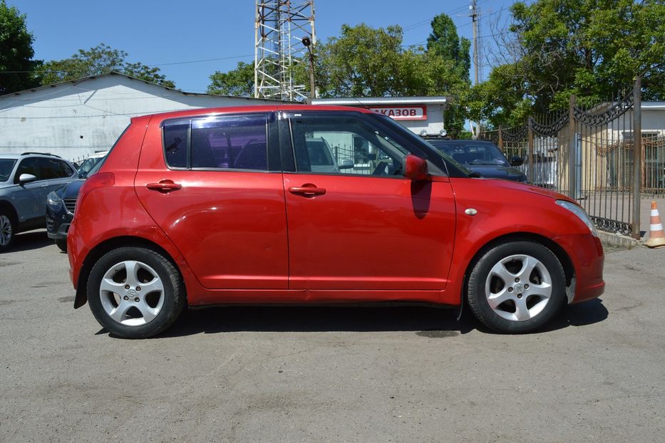 Продам Suzuki Swift 2005 года в Одессе