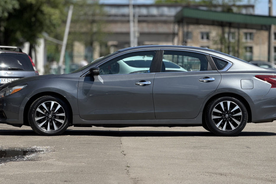 Продам Nissan Altima 2.5 CVT (182 к.с.) • SL 2018 года в Киеве