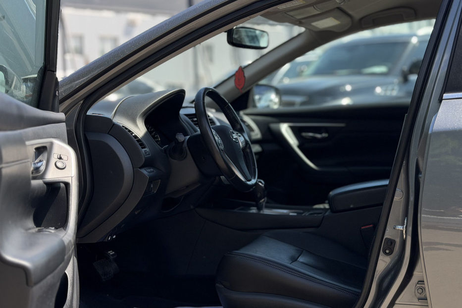 Продам Nissan Altima 2.5 CVT (182 к.с.) • SL 2018 года в Киеве