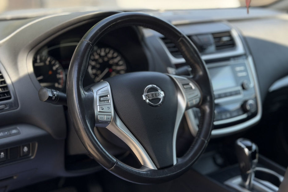 Продам Nissan Altima 2.5 CVT (182 к.с.) • SL 2018 года в Киеве