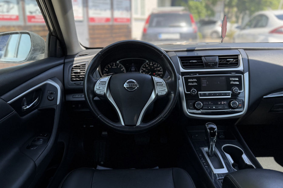 Продам Nissan Altima 2.5 CVT (182 к.с.) • SL 2018 года в Киеве