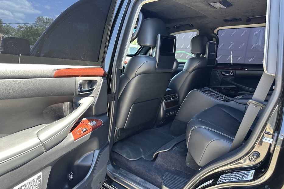 Продам Lexus LX 570 ARMORED B6 INKAS 2015 года в Киеве