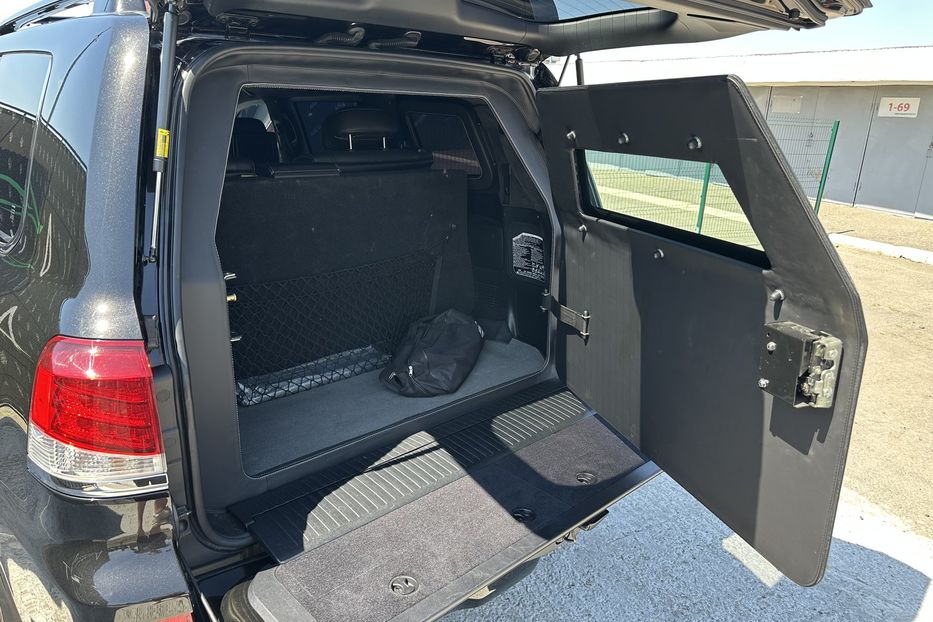 Продам Lexus LX 570 ARMORED B6 INKAS 2015 года в Киеве