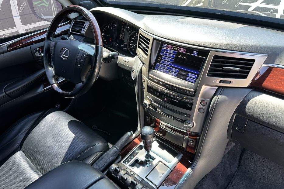 Продам Lexus LX 570 ARMORED B6 INKAS 2015 года в Киеве
