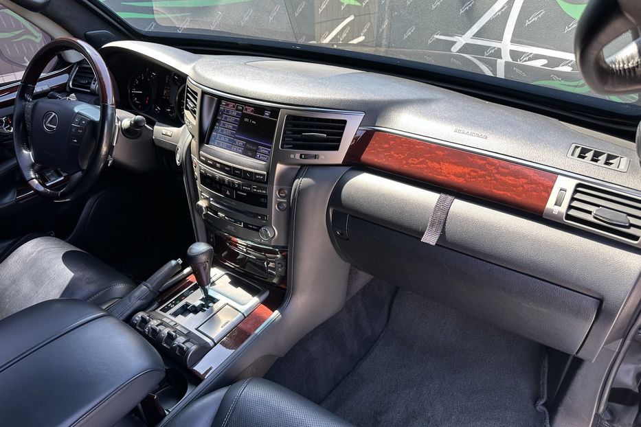 Продам Lexus LX 570 ARMORED B6 INKAS 2015 года в Киеве