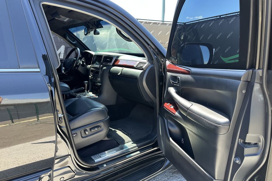 Продам Lexus LX 570 ARMORED B6 INKAS 2015 года в Киеве