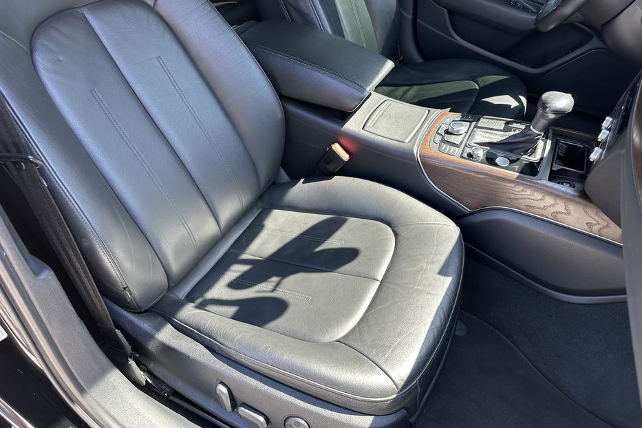 Продам Audi A6 2.8 Quattro 2013 года в Киеве